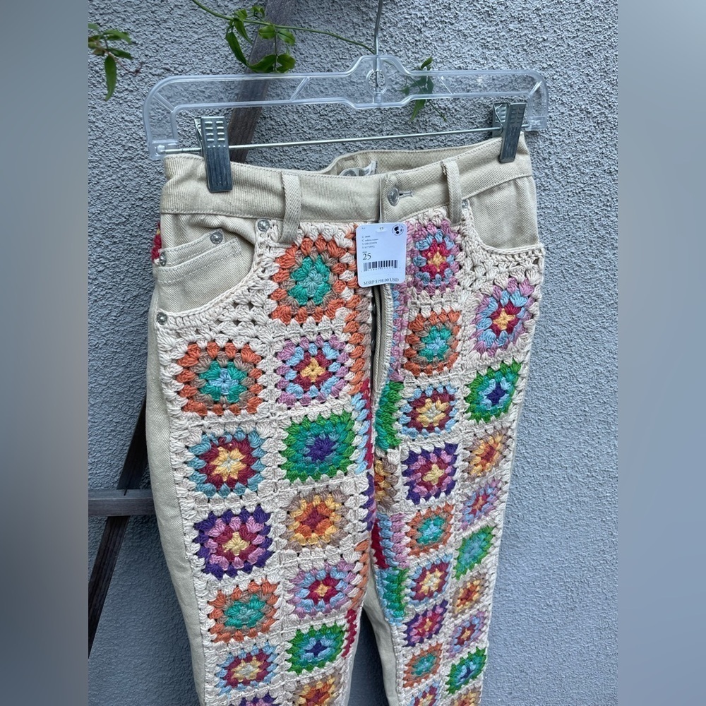 Free People Women’s Crochet Zuri Mom Jeans in Sedona Sunset New with Tags! - Picture 5 of 9